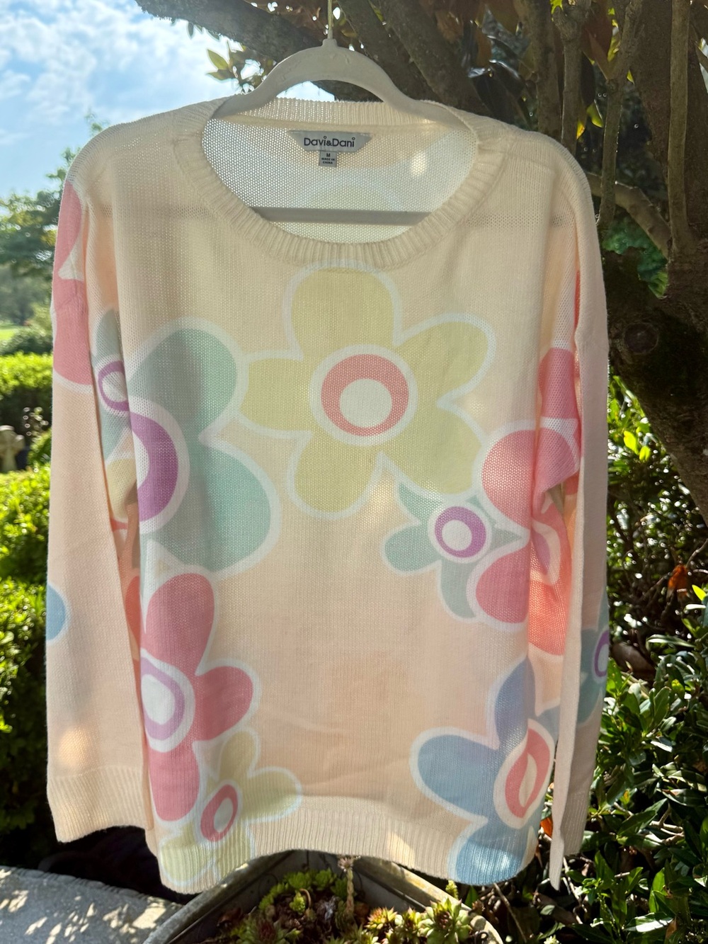 New Davi & Dani lightweight sweater